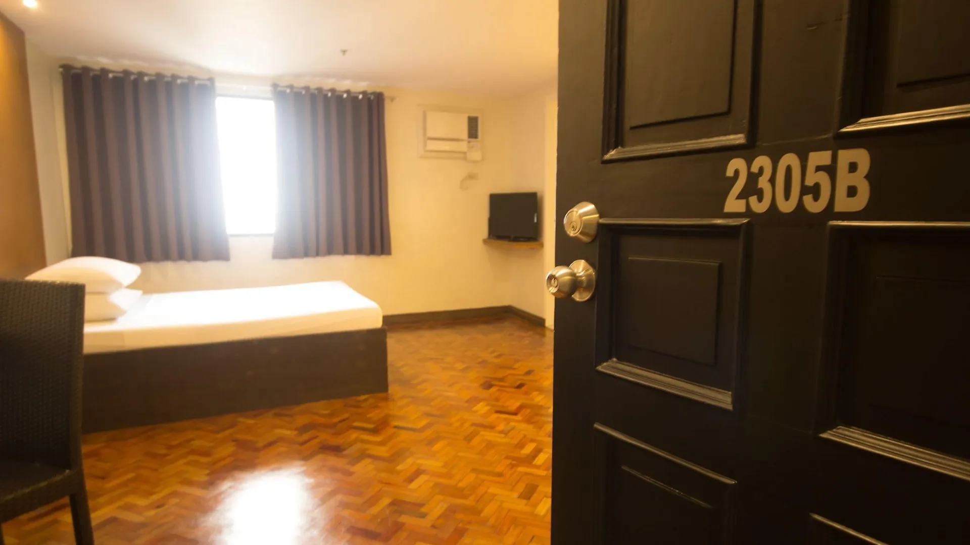 Salcedo Suites Manila 3*,  Philippines