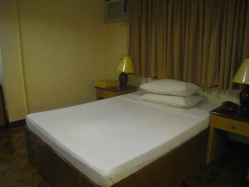 Aparthotel Salcedo Suites Manila