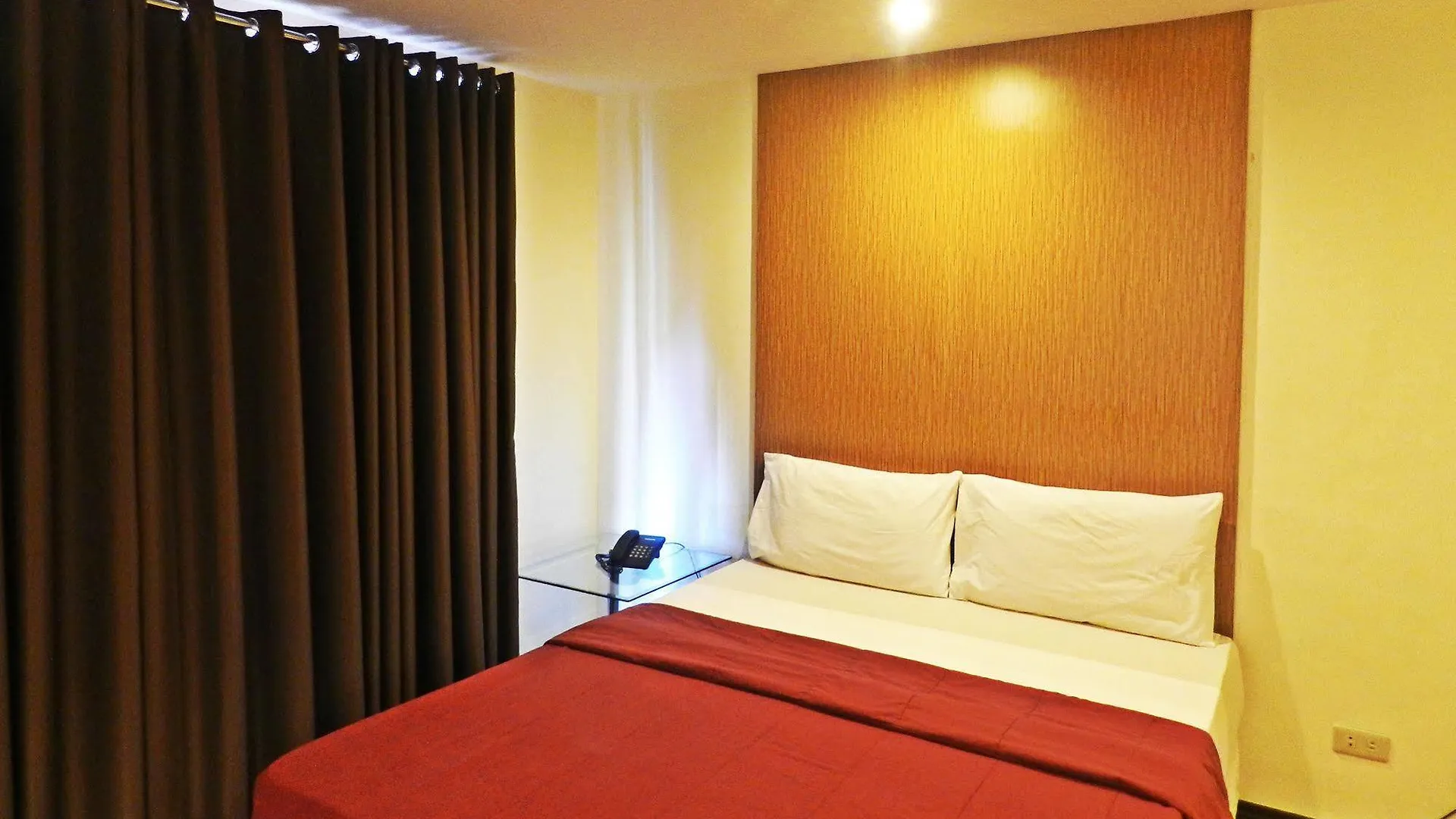 Aparthotel Salcedo Suites Manila